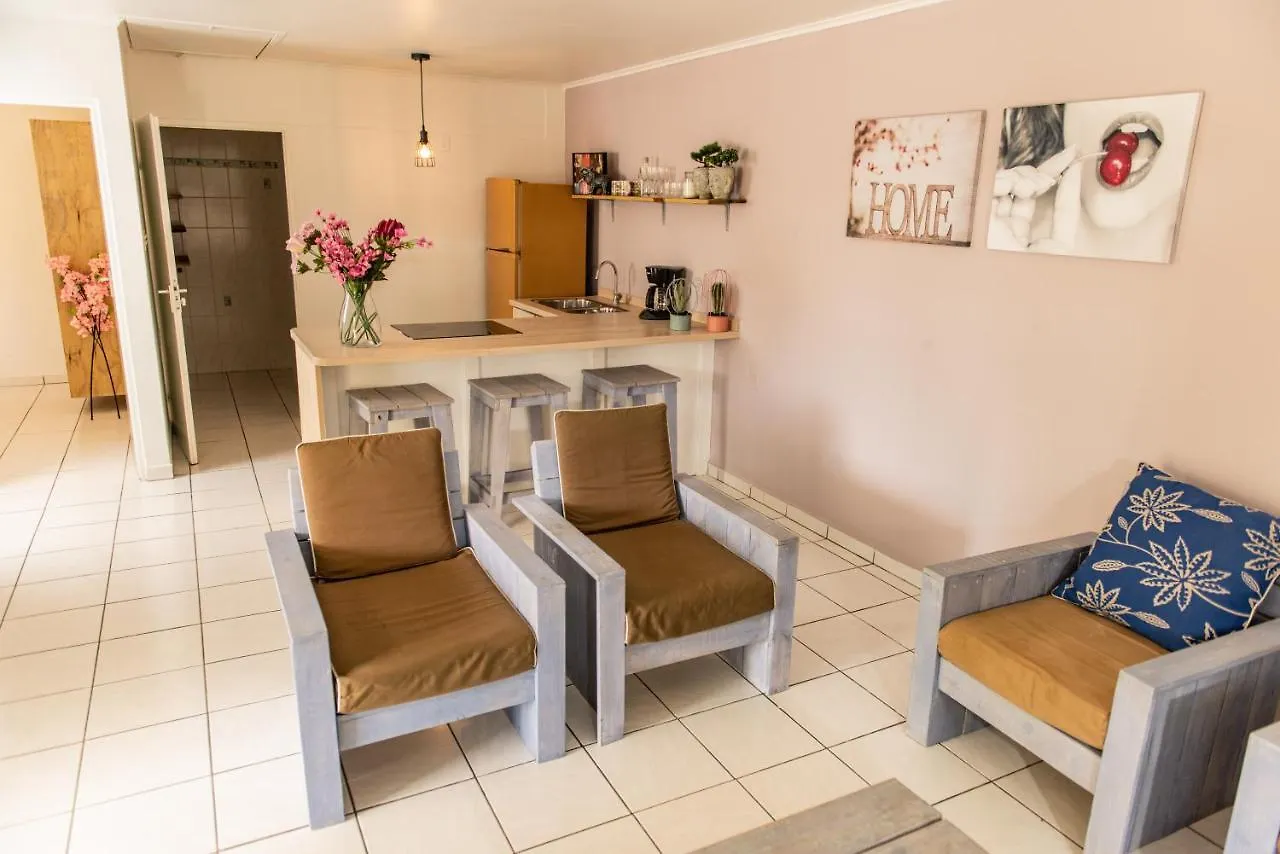 Kaya Tibourin Jan Thiel Hotel Willemstad Apartment